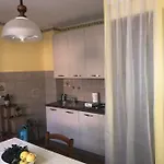 Bed & Roses “gege” Apartment