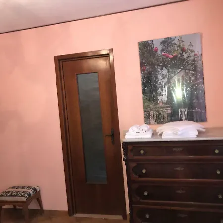 Bed & Roses “gege” アパート *