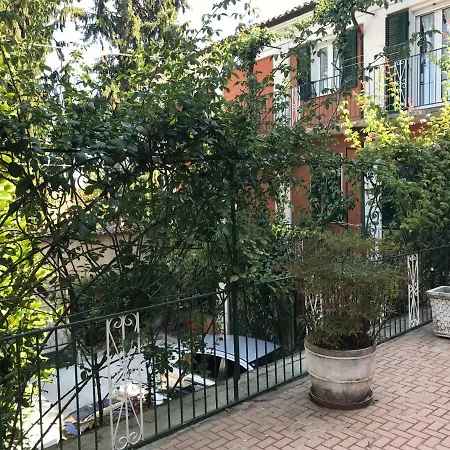 Bed & Roses “gege”